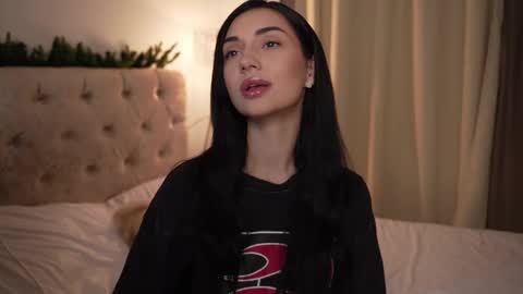 Snapshot of linda_warners chatting on 7, 3, 2025 Call me Linda online show from 7, 3, 2025