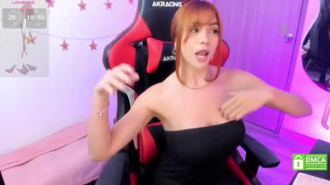 Snapshot of lindasilverstone chatting on 11, 2, 2026 Linda Silverstone online show from 11, 2, 2026