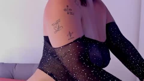 Snapshot of lindsay_sexxxy chatting on 27, 5, 2026 ISSABELLA online show from 27, 5, 2026