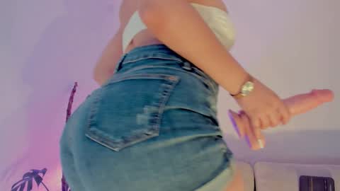 Snapshot of lindseymoss_ chatting on 18, 10, 2025 Lindsey Moss online show from 18, 10, 2025