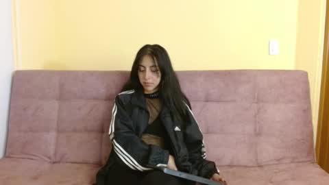 ling ling24 online show from 1, 2, 2025