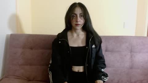 ling ling24 online show from 8, 2, 2025