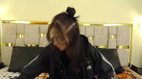 ling ling24 online show from 11, 3, 2025