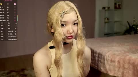 Snapshot of linhmew chatting on 8, 5, 2026 Linh - online show from 8, 5, 2026