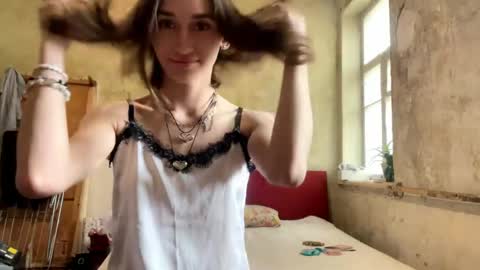 Snapshot of linseydepolito chatting on 11, 5, 2026 Kris online show from 11, 5, 2026