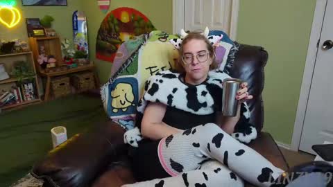 Snapshot of linzy19 chatting on 14, 2, 2025 Linzy19 online show from 14, 2, 2025