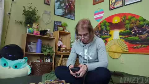 Snapshot of linzy19 chatting on 22, 2, 2025 Linzy19 online show from 22, 2, 2025