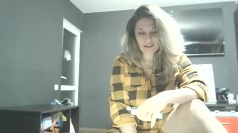 lionessmom online show from 2, 2, 2026