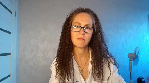 Snapshot of lioraweiss chatting on 3, 6, 2026 Liora Weiss online show from 3, 6, 2026