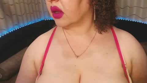 Snapshot of lipsaddiction chatting on 11, 2, 2026 LIpsAddiction online show from 11, 2, 2026