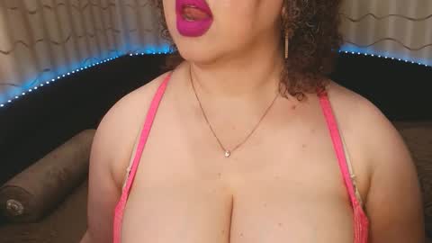 Snapshot of lipsaddiction chatting on 3, 3, 2026 LIpsAddiction online show from 3, 3, 2026