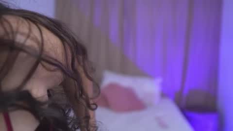 Lily see u on december 2 online show from 17, 10, 2025