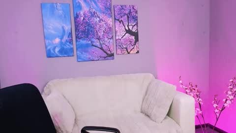 Lisa online show from 10, 11, 2025