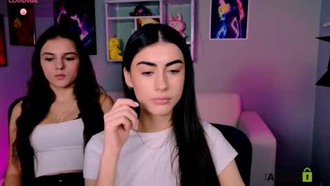 Lisa online show from 12, 11, 2025