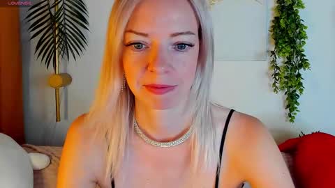 Lisa online show from 16, 10, 2025