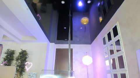 onlyfans-lisaakira instagram-lisaakira9  twitter-lisaakira4 online show from 2, 12, 2025