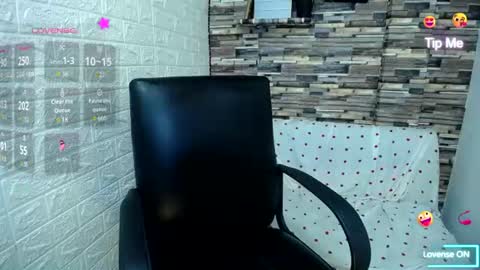 Snapshot of lisaatits chatting on 26, 7, 2026 liss online show from 26, 7, 2026