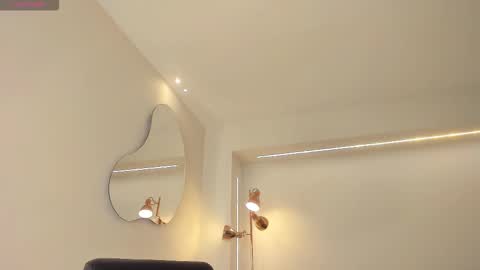 Lisa  Flowers online show from 2, 2, 2026