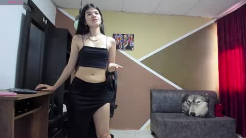 Lisa Gray Independent Model online show from 17, 6, 2026