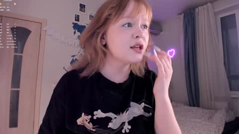 Snapshot of lisalaas chatting on 21, 12, 2024 -Lisa- Help me to reach 100 thumbs up3 online show from 21, 12, 2024