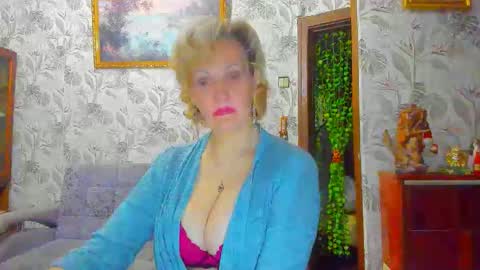Lisasimsxs online show from 15, 2, 2026