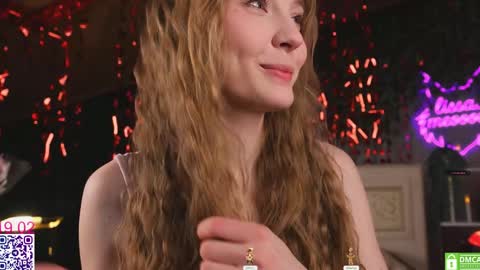 Snapshot of lissa_meooow chatting on 19, 2, 2026 your Liza again. Next stream Dec. 1 at 2 or 3 GMT online show from 19, 2, 2026