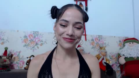 Snapshot of lissabear chatting on 12, 12, 2024 Sara Lucia online show from 12, 12, 2024