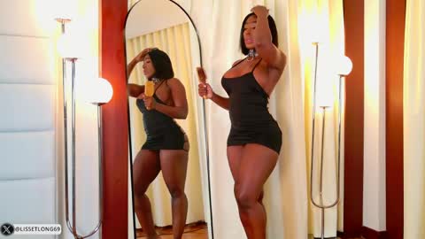 Snapshot of lissetlong69 chatting on 21, 5, 2026 Lisseth Long online show from 21, 5, 2026