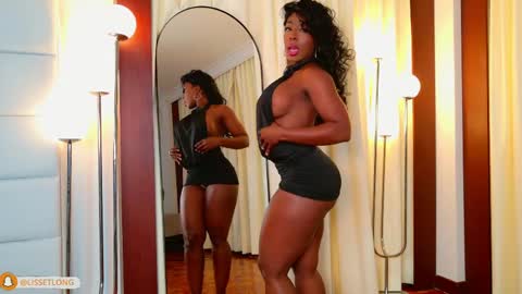 Snapshot of lissetlong69 chatting on 6, 6, 2026 Lisseth Long online show from 6, 6, 2026