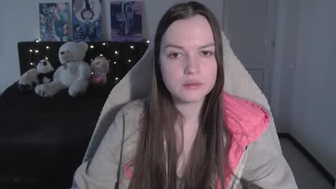 little__flowers online show from 6, 2, 2026