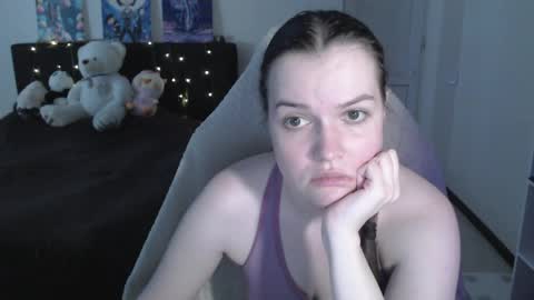 little__flowers online show from 19, 4, 2026