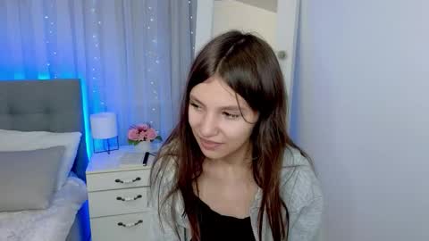    online show from 13, 11, 2025