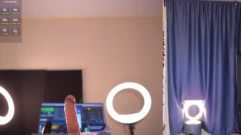 Snapshot of little__mixx chatting on 6, 1, 2025 SophiaKateline online show from 6, 1, 2025