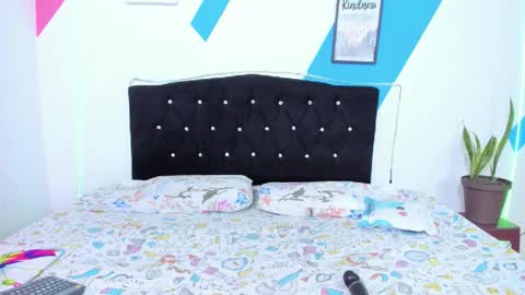 Snapshot of little_angelsky chatting on 13, 11, 2025 Michelle. online show from 13, 11, 2025