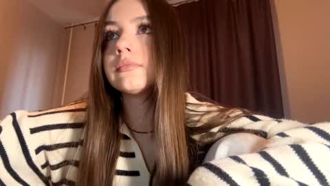 Snapshot of little_anioneta chatting on 15, 9, 2025 Catherine online show from 15, 9, 2025