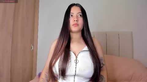 Independent model carolina online show from 7, 8, 2026