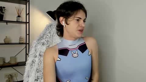 Snapshot of little_femb0y chatting on 7, 2, 2026 Daniel online show from 7, 2, 2026