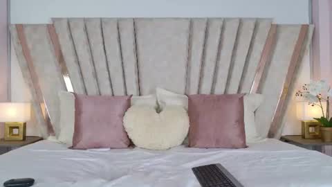 Snapshot of little_janne_ chatting on 12, 6, 2026 Janne online show from 12, 6, 2026