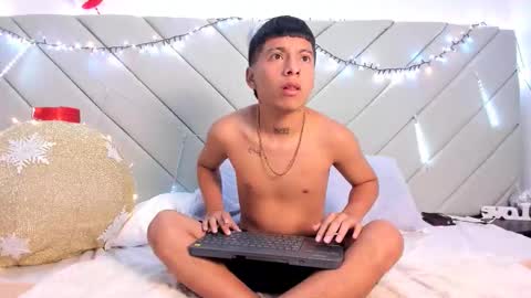 little_kris1 online show from 1, 12, 2025