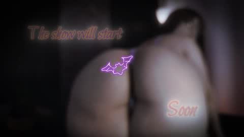 Snapshot of little_maeve chatting on 31, 10, 2025 Maeve  online show from 31, 10, 2025