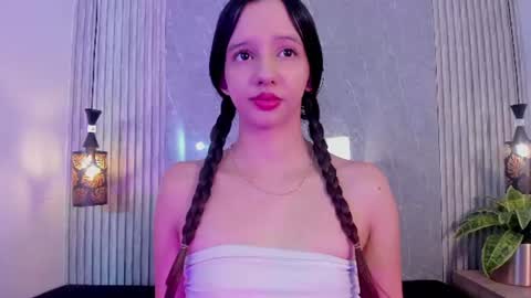 Snapshot of little_melody1 chatting on 21, 7, 2026 little_melody1 online show from 21, 7, 2026