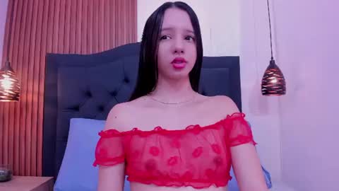 Snapshot of little_melody1 chatting on 28, 7, 2026 little_melody1 online show from 28, 7, 2026