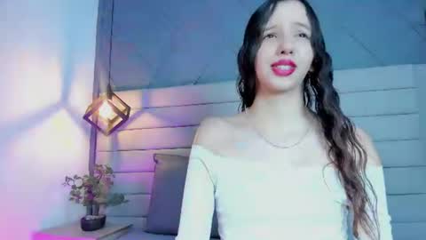 Snapshot of little_melody1 chatting on 31, 7, 2026 little_melody1 online show from 31, 7, 2026