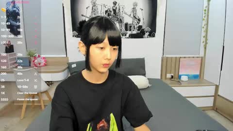 Yena and Gabby online show from 17, 4, 2026