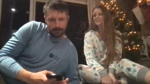 Snapshot of littleash33 chatting on 21, 12, 2024 littleash33 online show from 21, 12, 2024