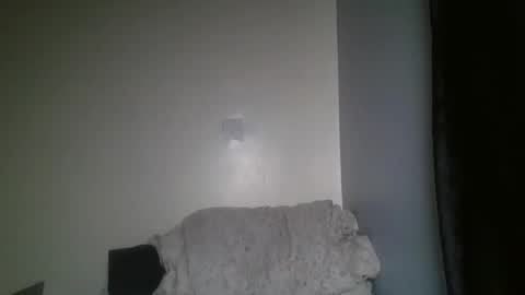 Snapshot of littlebunny2_ chatting on 7, 1, 2026 littlebunny2 online show from 7, 1, 2026