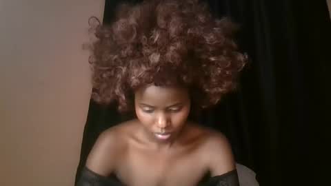 Snapshot of littlebunny2_ chatting on 7, 2, 2026 littlebunny2 online show from 7, 2, 2026