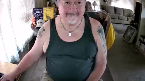 Littled83057 online show from 28, 3, 2026