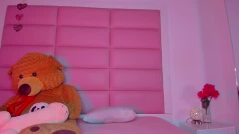 littlee_emma_ online show from 31, 1, 2025