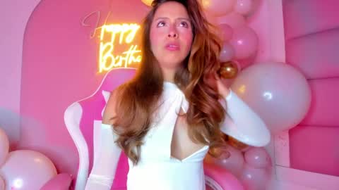 littlee_emma_ online show from 22, 2, 2025